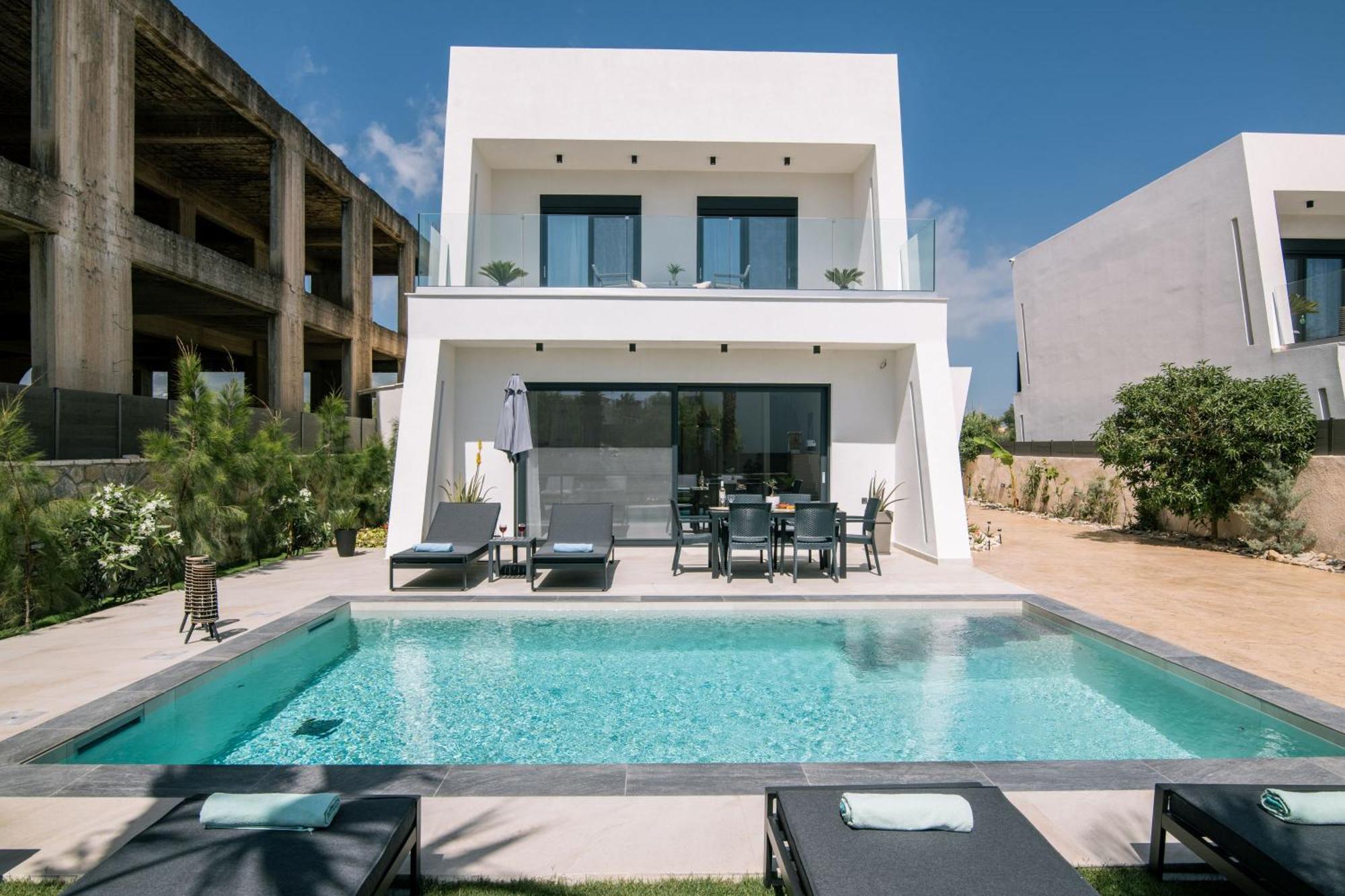Sunwhite Villas - Private Pool & Cozy Atmosphere, By Zantewize Laganász Kültér fotó