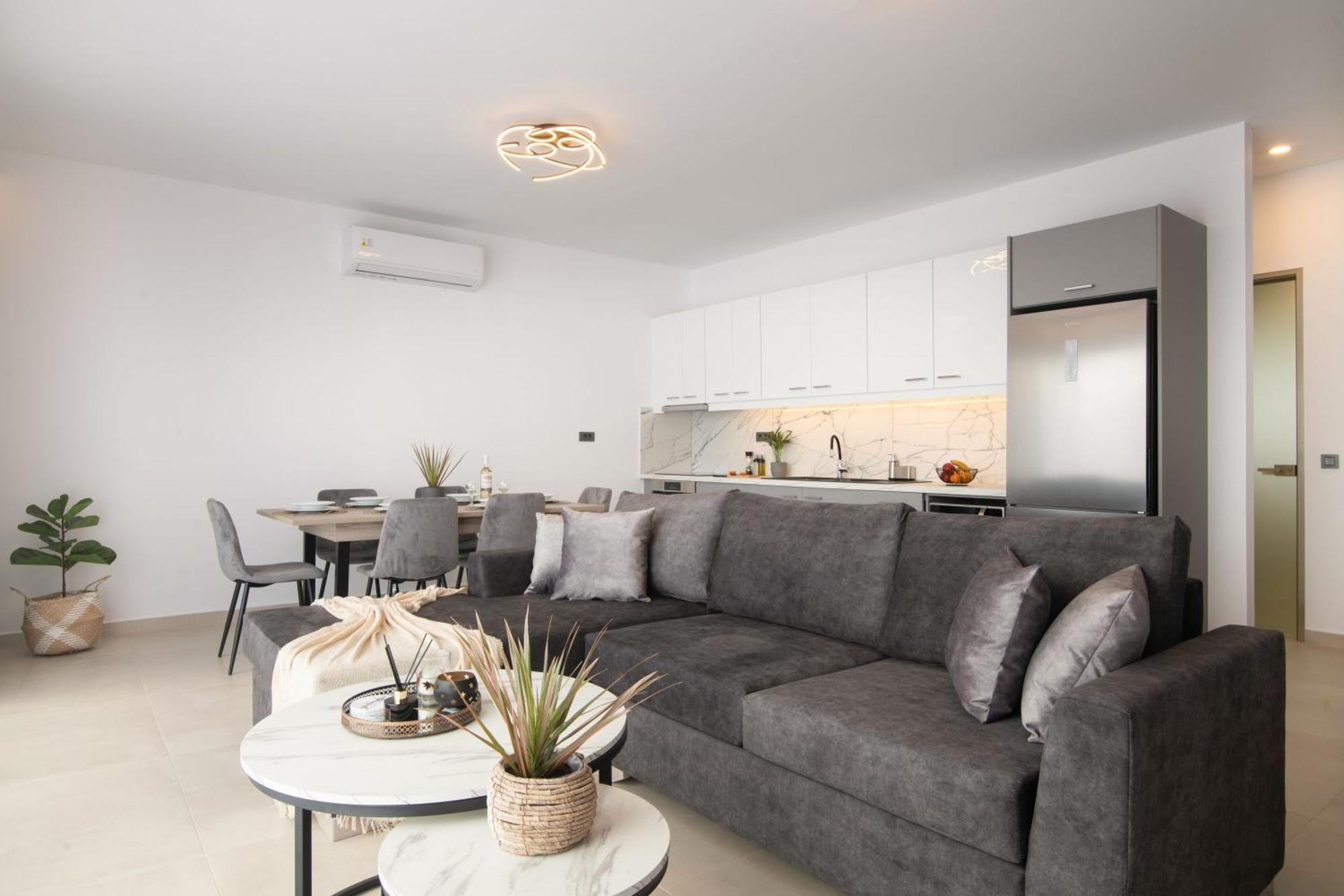 Sunwhite Villas - Private Pool & Cozy Atmosphere, By Zantewize Laganász Kültér fotó